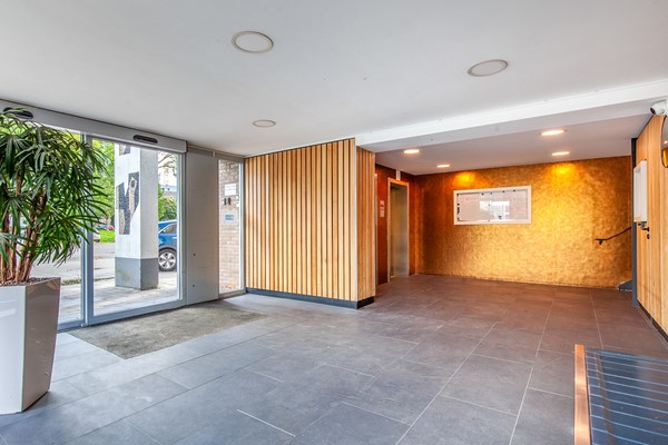 Medium property photo - Burgemeester Hogguerstraat 261, 1064 CP Amsterdam